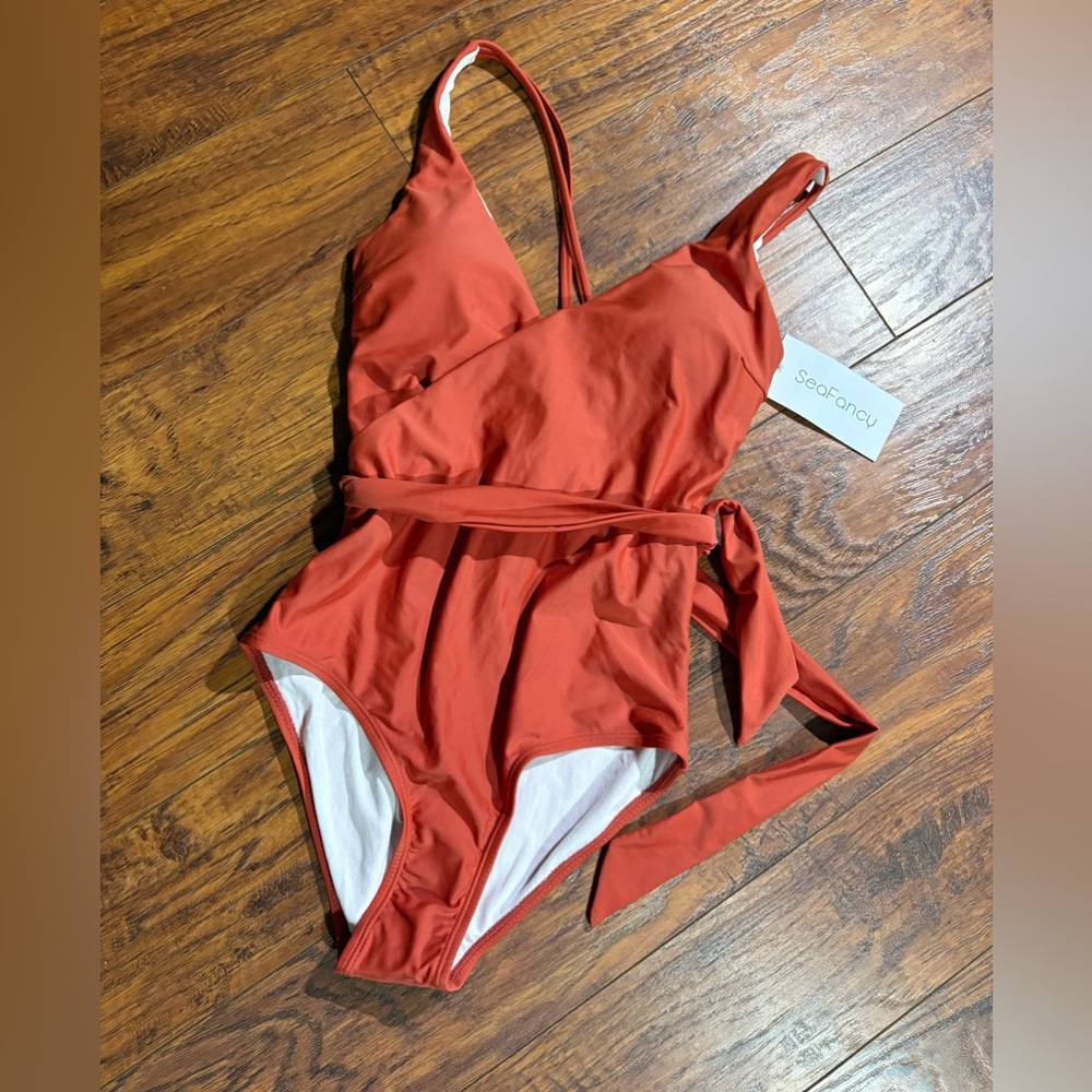 NWT SeaFancy women’s size M one piece bathing suit